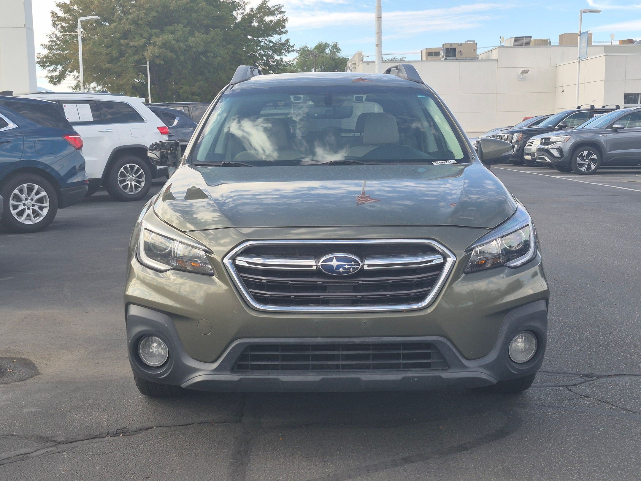 Used 2018 Subaru Outback 2.5i Premium AWD/4WD image 11