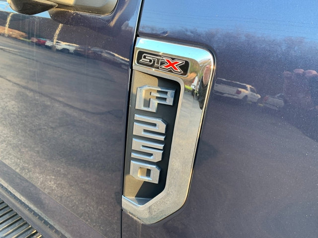 Used 2017 Ford F250 XL w/ STX Appearance Package image 9