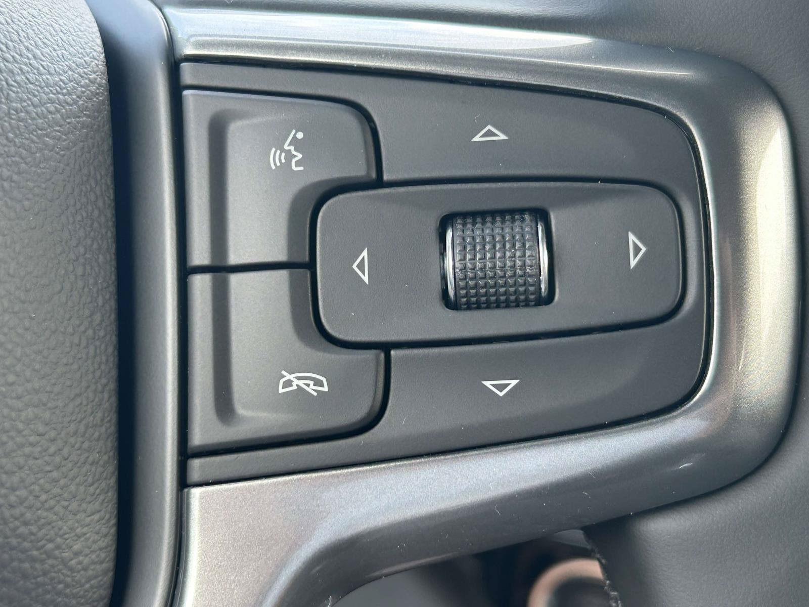 New 2026 Chevrolet Silverado 1500 RST w/ RST All Star Premium Package AWD/4WD image 23