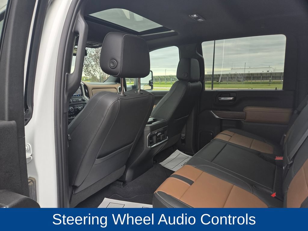 Used 2022 Chevrolet Silverado 3500 High Country AWD/4WD image 39