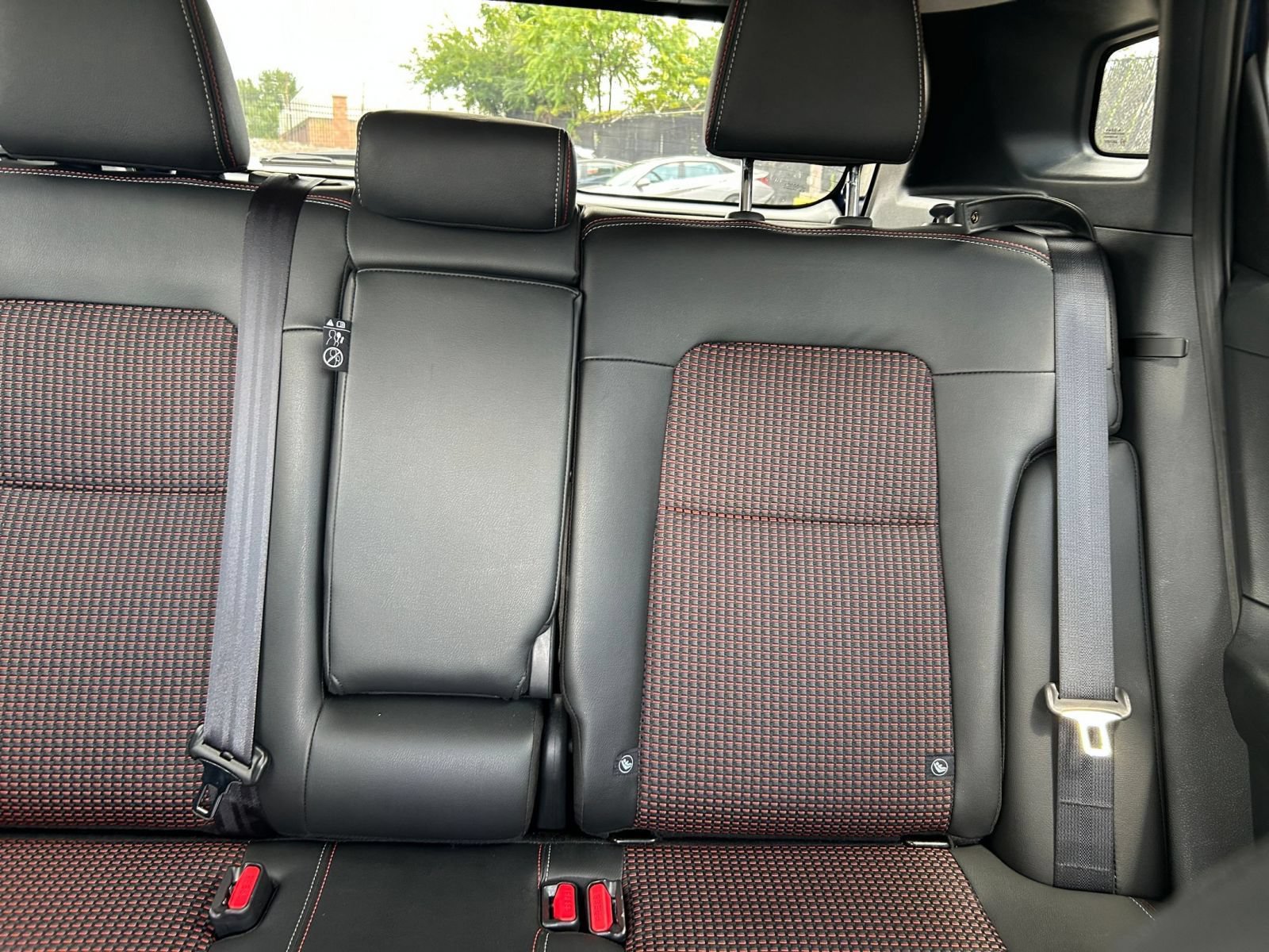 Used 2026 Nissan Kicks SR FWD image 32
