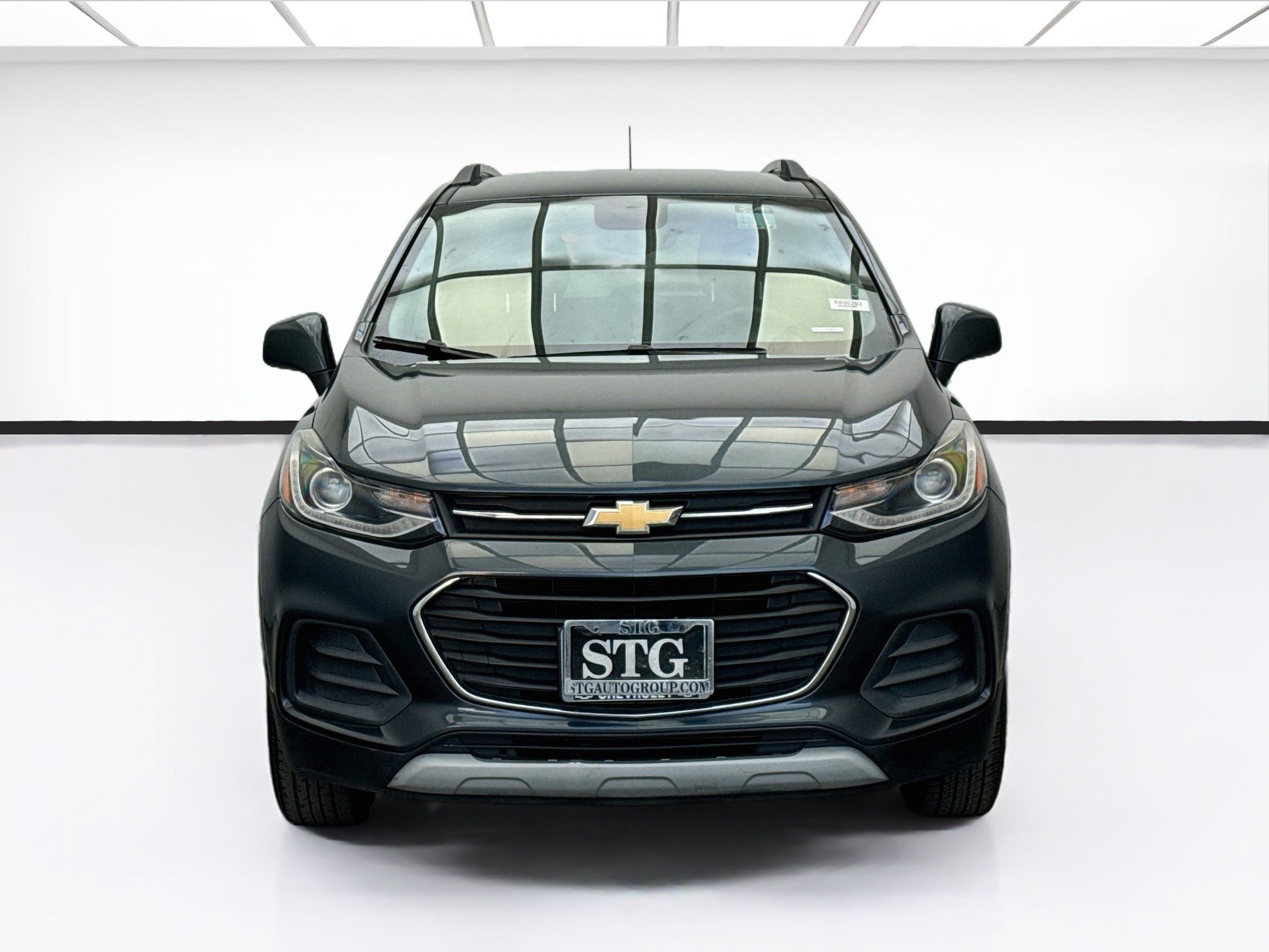 Used 2021 Chevrolet Trax LT AWD/4WD image 2