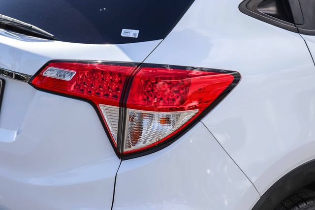 Used 2022 Honda HR-V EX image 8