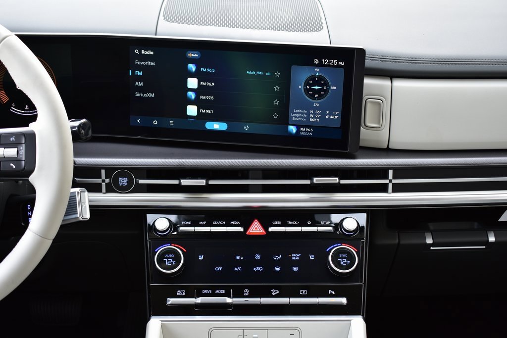 New 2025 Hyundai Santa Fe SEL image 32