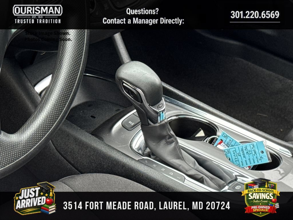 Used 2024 Chevrolet Malibu LT FWD image 15