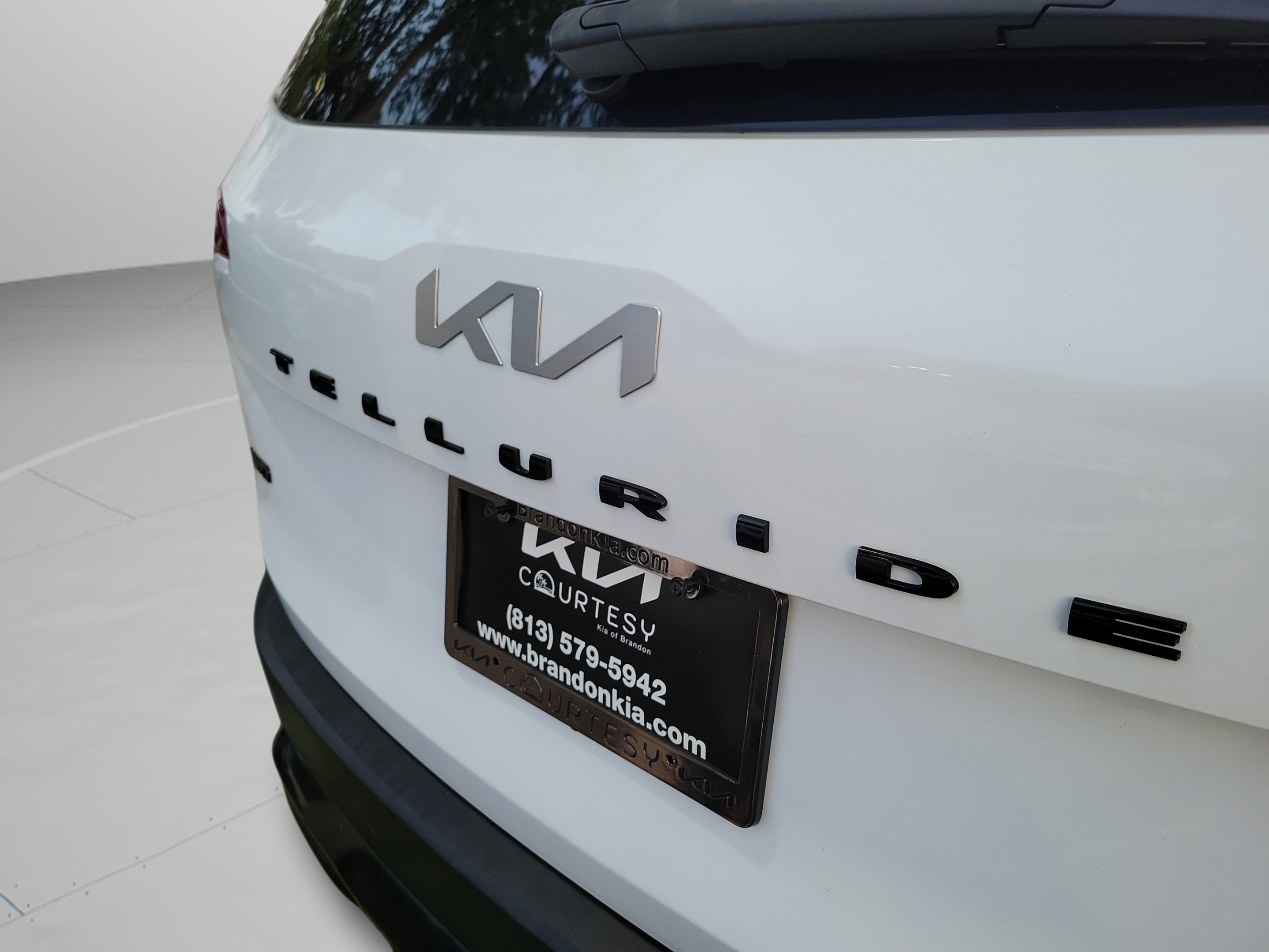 Certified 2022 Kia Telluride EX w/ EX Premium Package AWD/4WD image 7