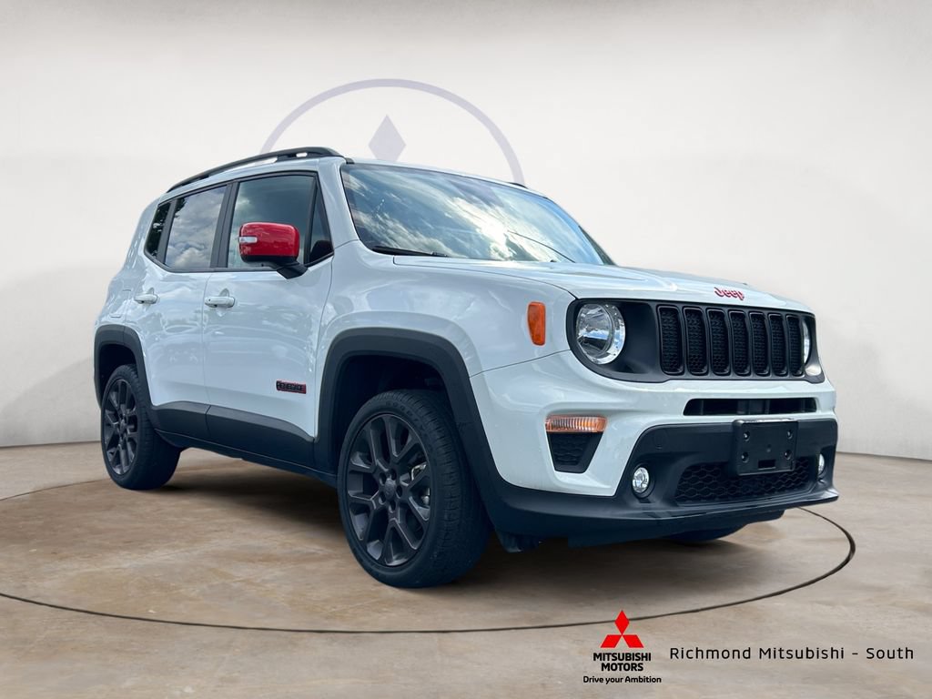Used 2023 Jeep Renegade Latitude AWD/4WD image 1