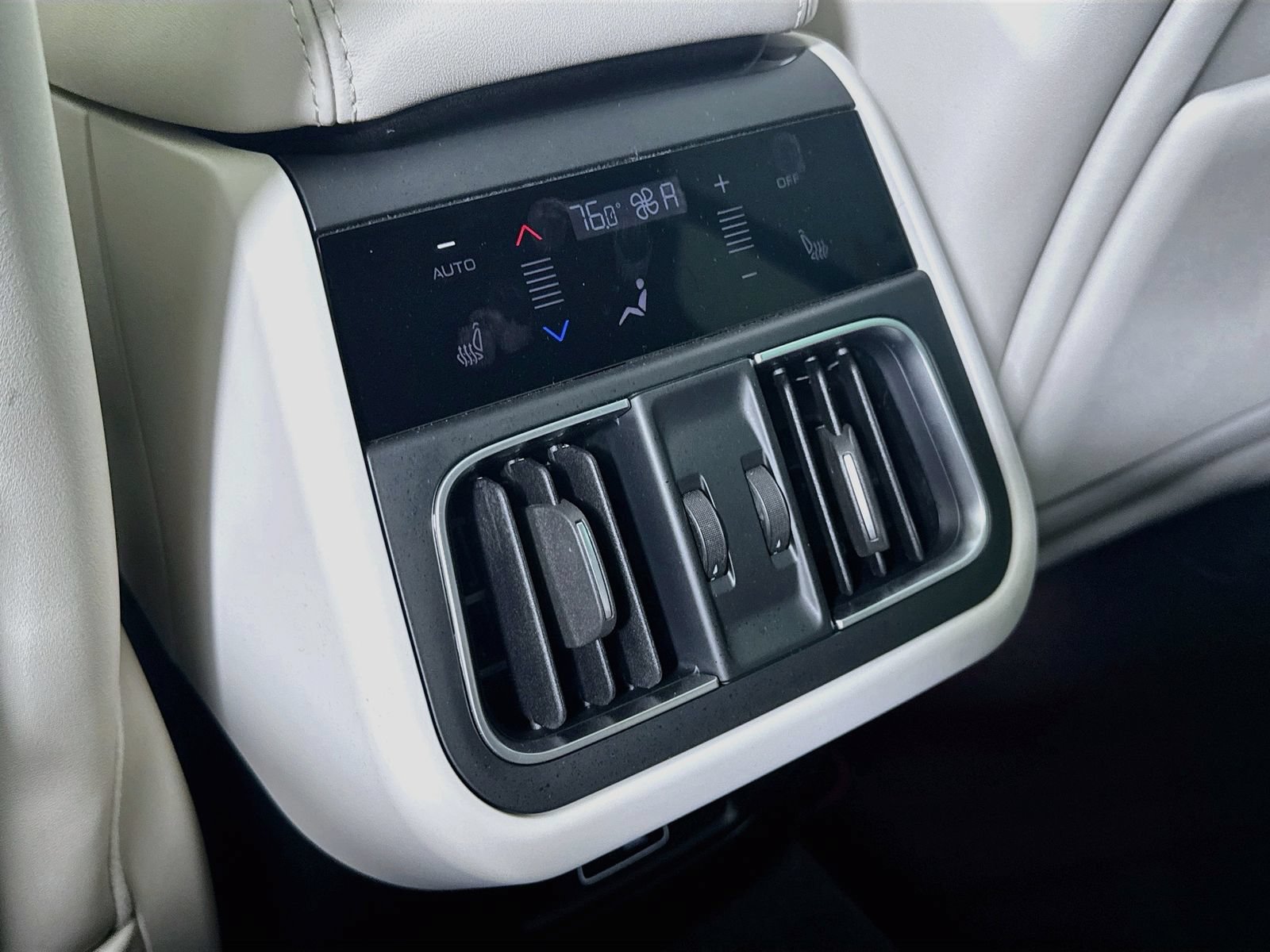 New 2026 Maserati Grecale Modena AWD/4WD image 25