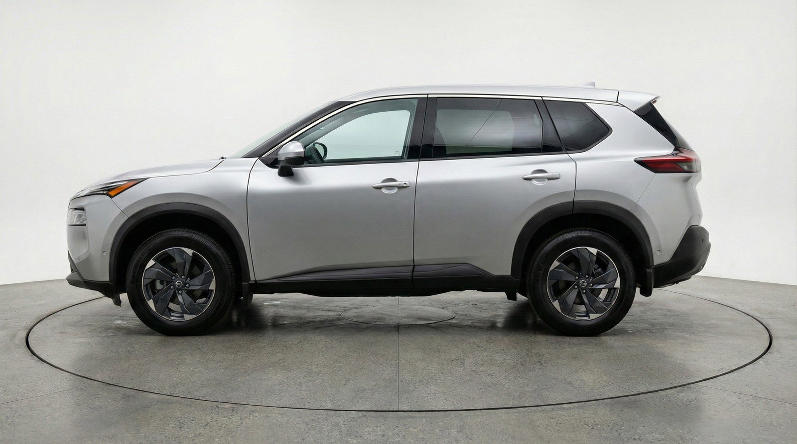 Used 2025 Nissan Rogue SV FWD image 5