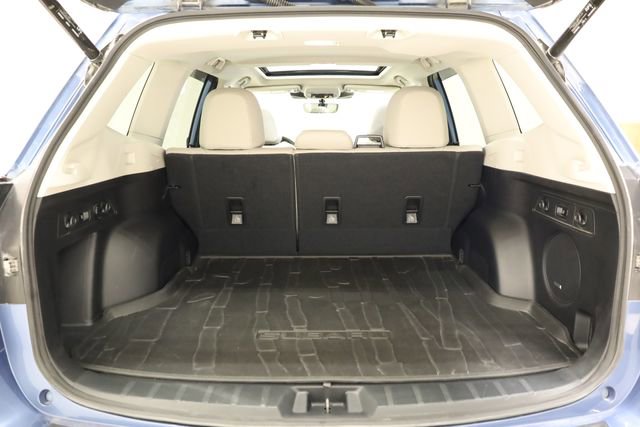 Used 2024 Subaru Forester Limited w/ Convenience Package image 32