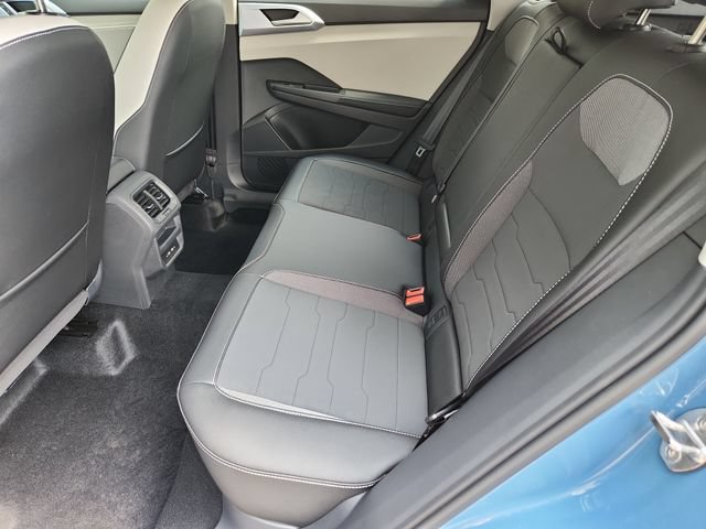 New 2026 Volkswagen Taos SE AWD/4WD image 28
