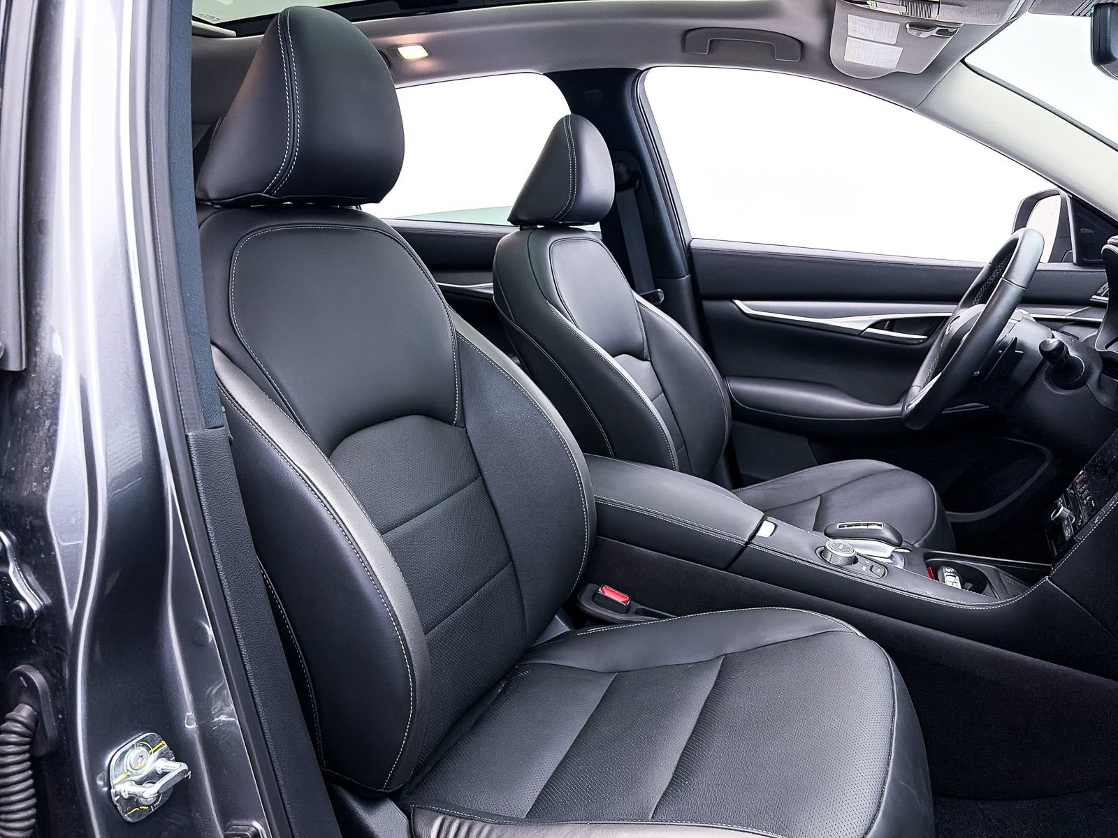 Used 2025 INFINITI QX50 Luxe AWD/4WD image 37