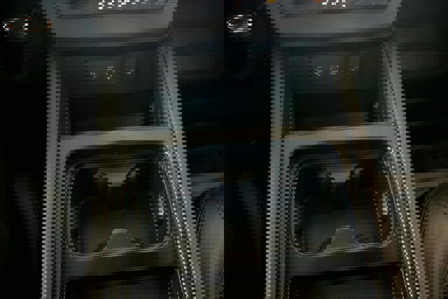 Used 2023 Land Rover Defender 110 V8 image 34