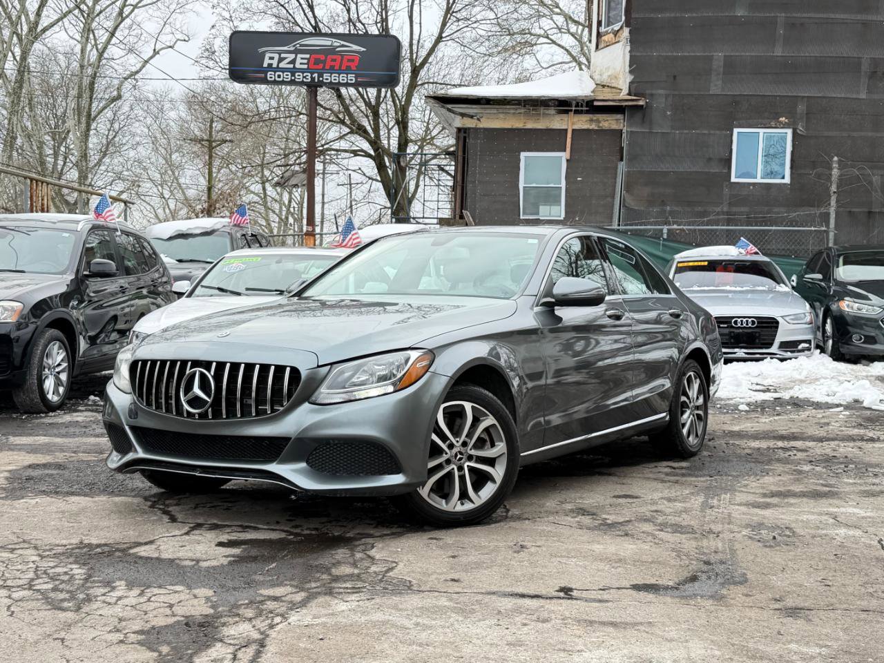 Used 2018 Mercedes-Benz C 300 4MATIC Sedan image 3