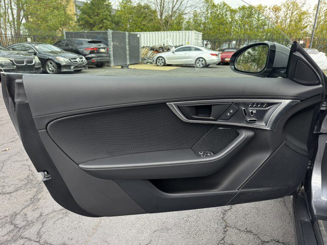 Used 2021 Jaguar F-TYPE Coupe RWD image 18