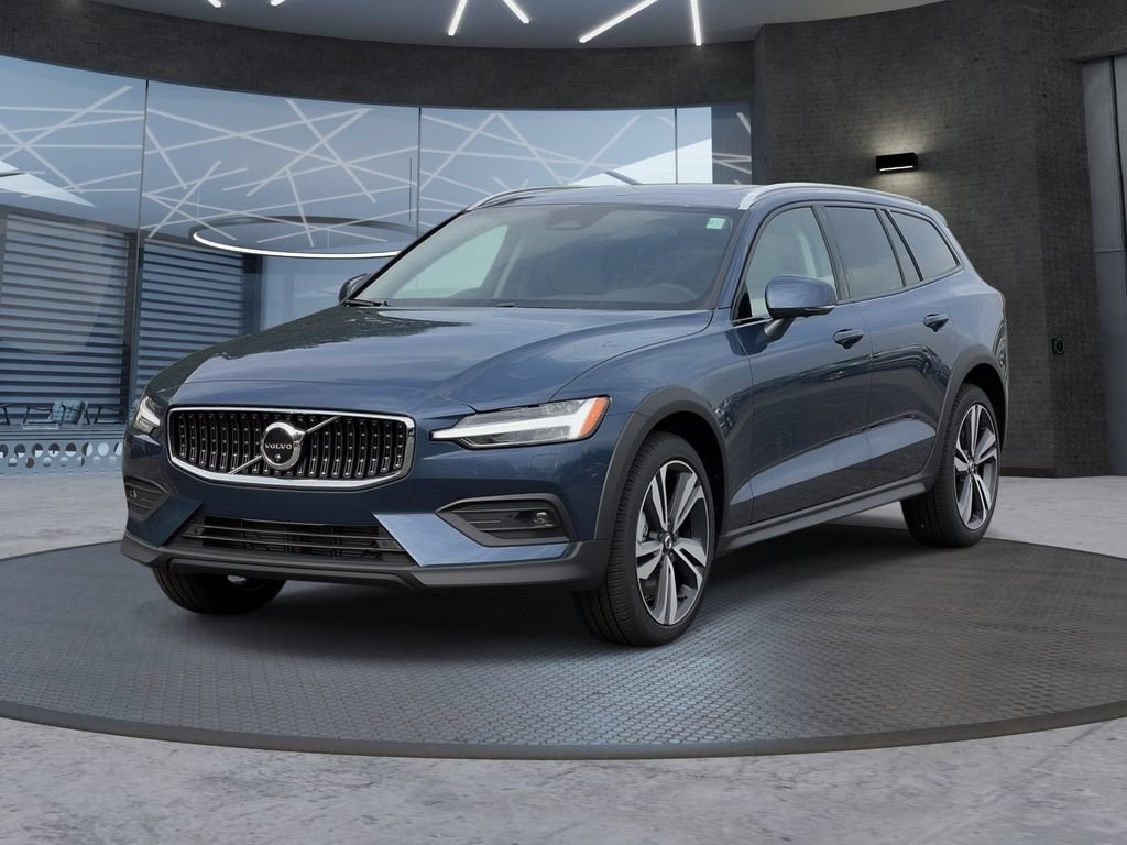 New 2026 Volvo V60 B5 Cross Country Plus w/ Protection Package Premier AWD/4WD image 2