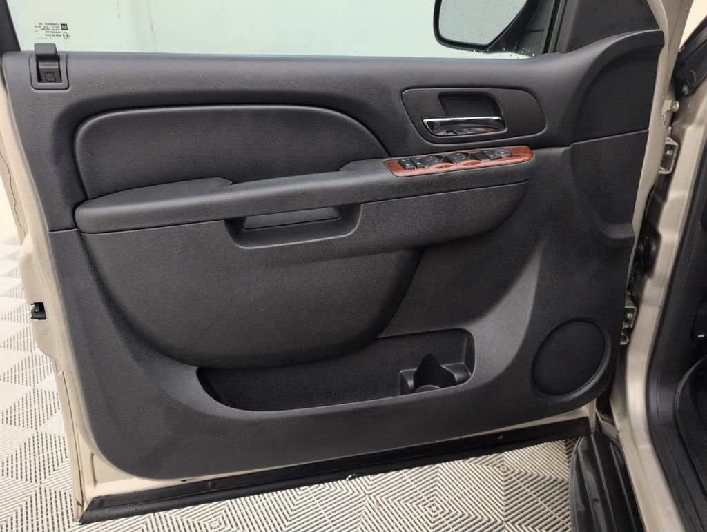 Used 2013 Chevrolet Tahoe LS RWD image 29