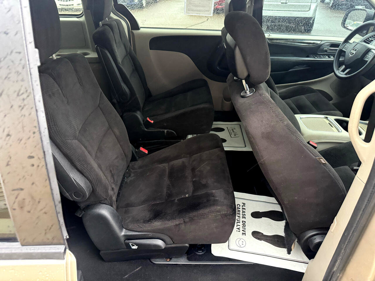 Used 2014 Dodge Grand Caravan SXT image 13