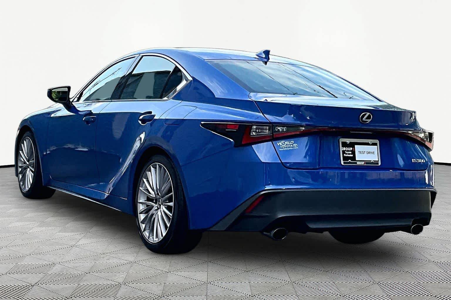 Used 2023 Lexus IS 300 w/ Premium Package RWD image 24