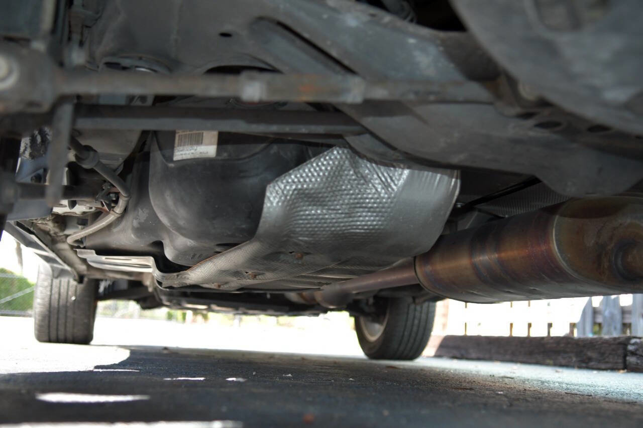 Used 2005 Lexus RX 330 image 8