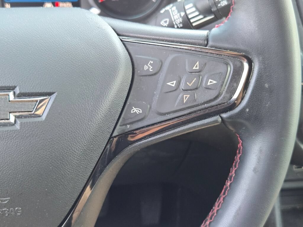 Used 2023 Chevrolet Equinox RS w/ LPO, Floor Liner Package FWD image 37