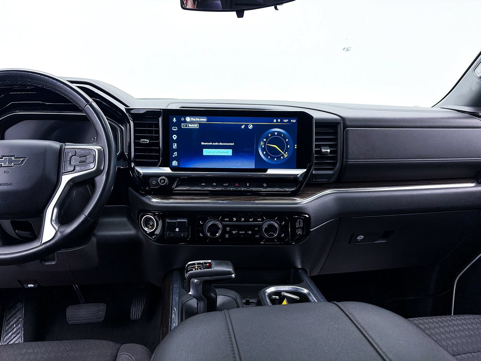 Used 2023 Chevrolet Silverado 1500 LT Trail Boss AWD/4WD image 7