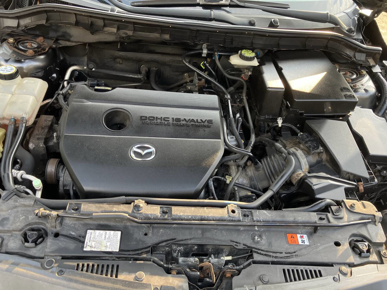 Used 2010 MAZDA MAZDA3 i Touring FWD image 34