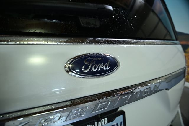 Used 2021 Ford Expedition Limited image 17