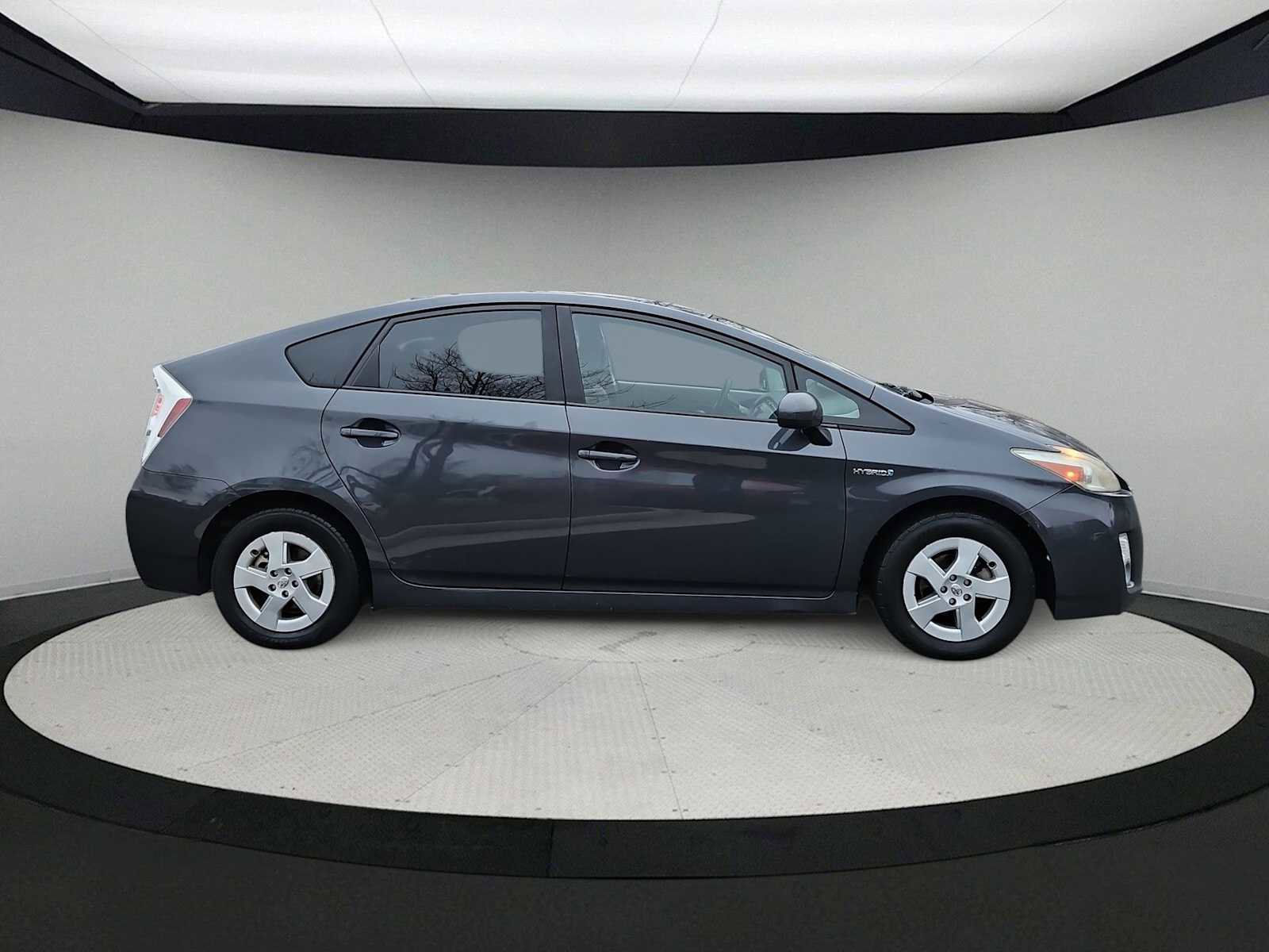 Used 2010 Toyota Prius Five image 9