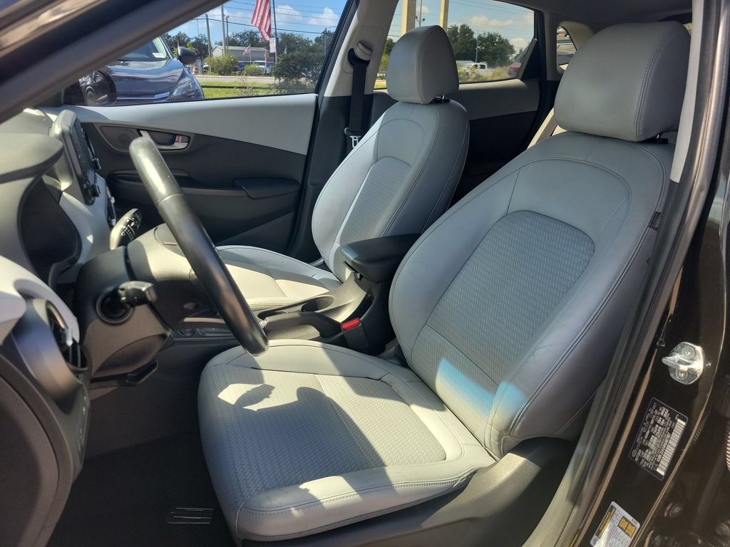 Used 2021 Hyundai Kona Limited FWD image 15