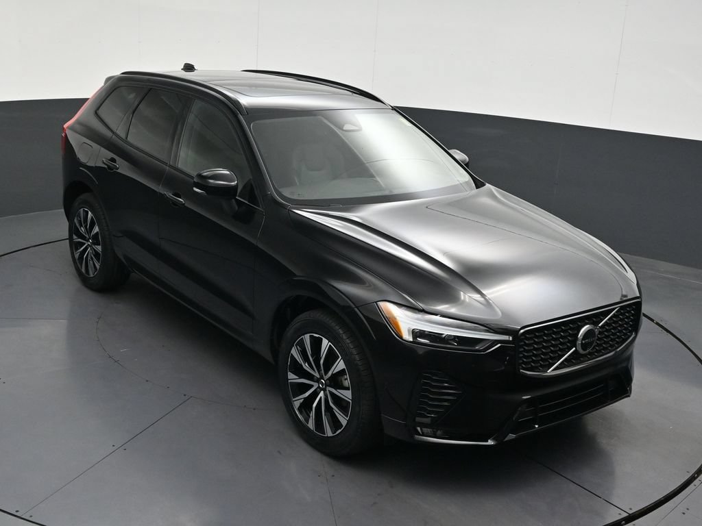 Certified 2024 Volvo XC60 B5 Plus AWD/4WD image 20