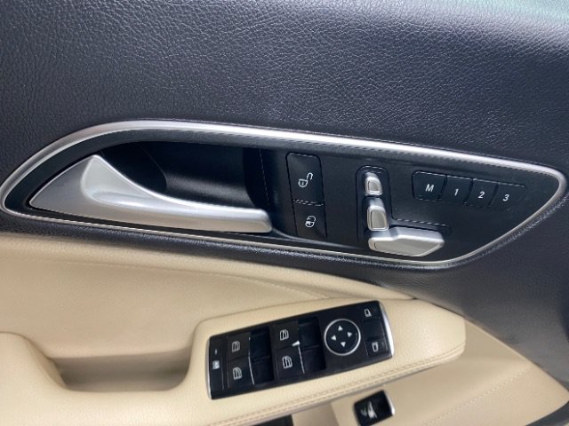 Used 2018 Mercedes-Benz CLA 250 4MATIC image 18