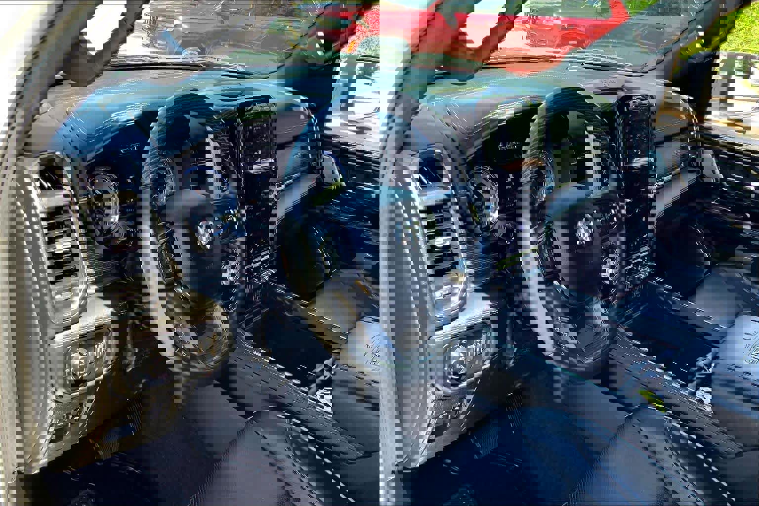 Used 2020 RAM 1500 Limited image 18