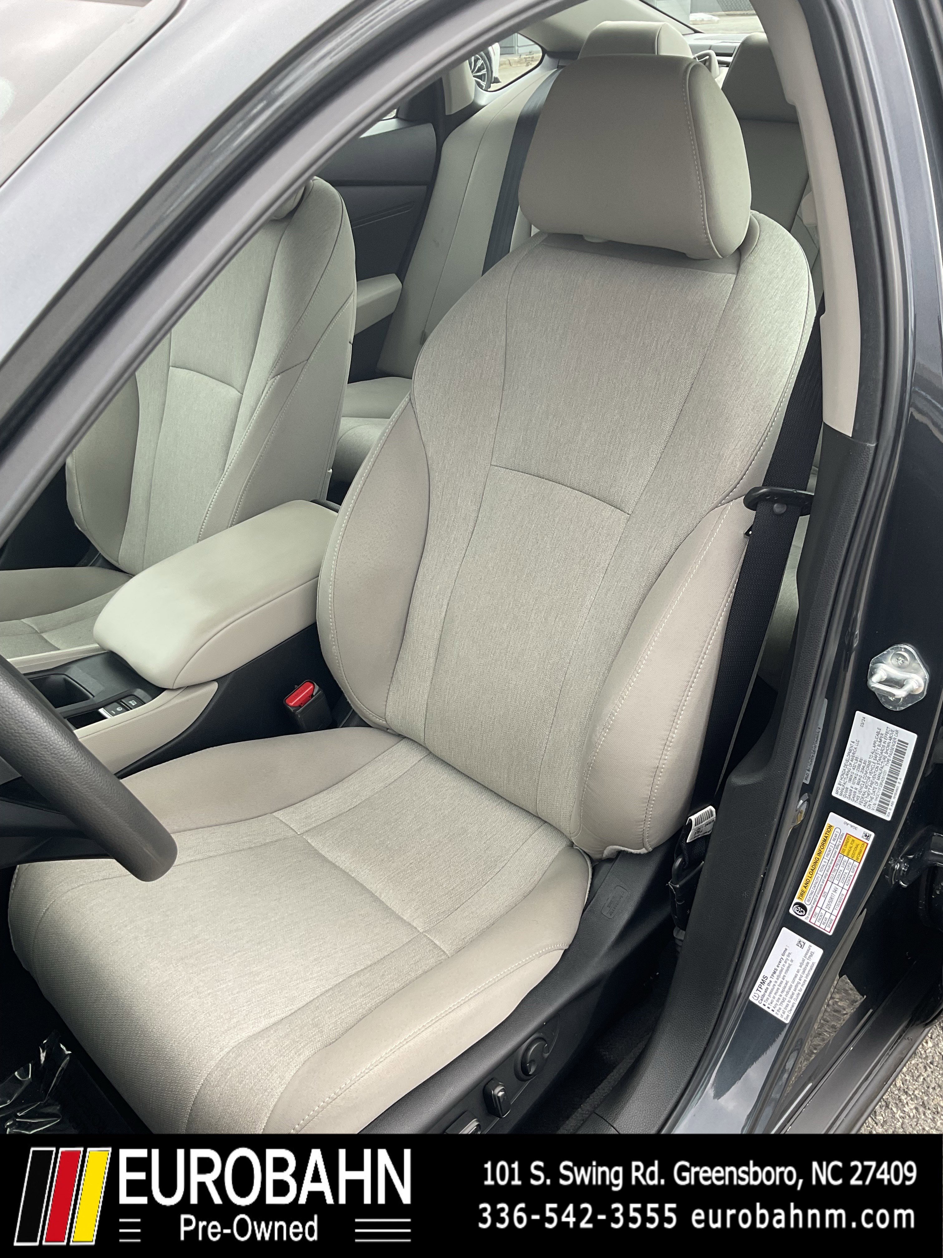 Used 2024 Honda Accord EX image 6