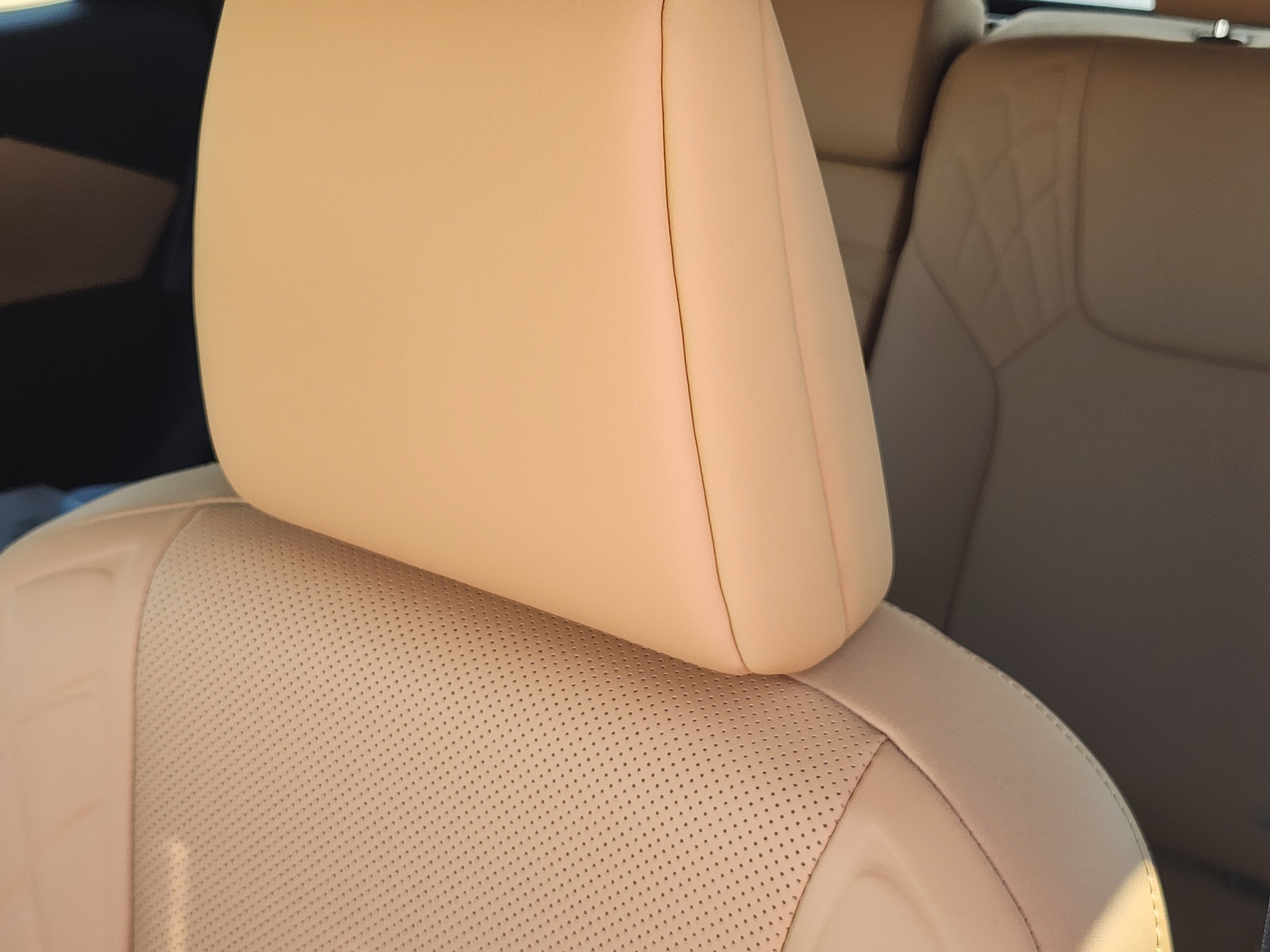 Used 2025 Lexus RX 350 FWD w/ Technology Package image 19