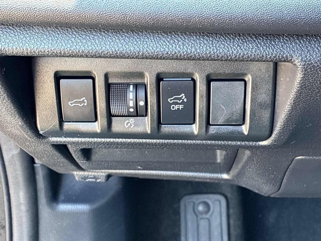 Used 2023 Subaru Outback Limited AWD/4WD image 27