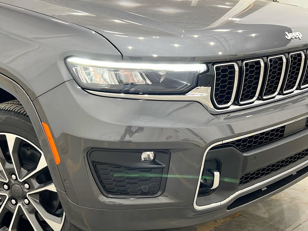 New 2025 Jeep Grand Cherokee L Overland w/ Luxury Tech Group IV AWD/4WD image 46