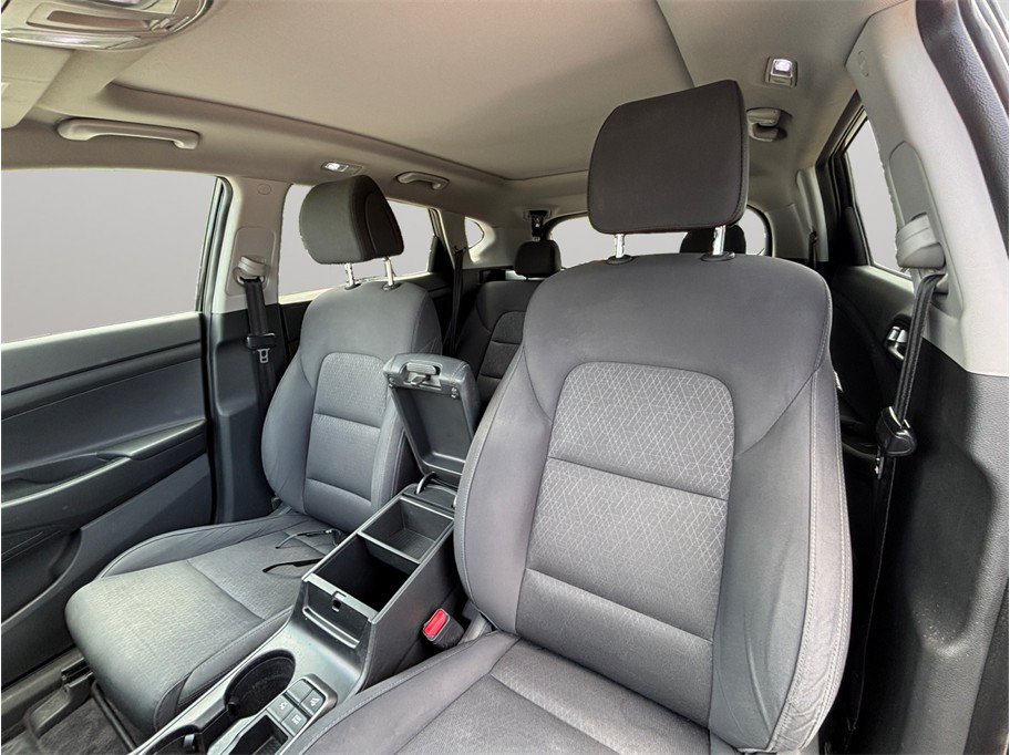 Used 2018 Hyundai Tucson Value FWD image 17
