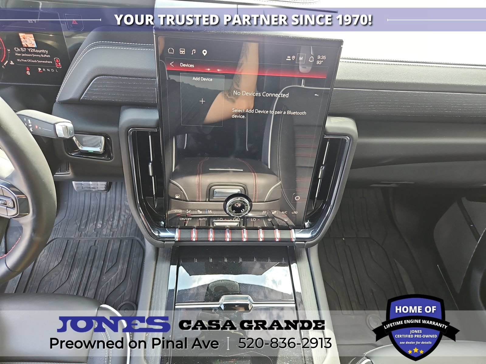 Used 2025 GMC Yukon AT4 Ultimate w/ LPO, Floor Liner Package AWD/4WD image 11