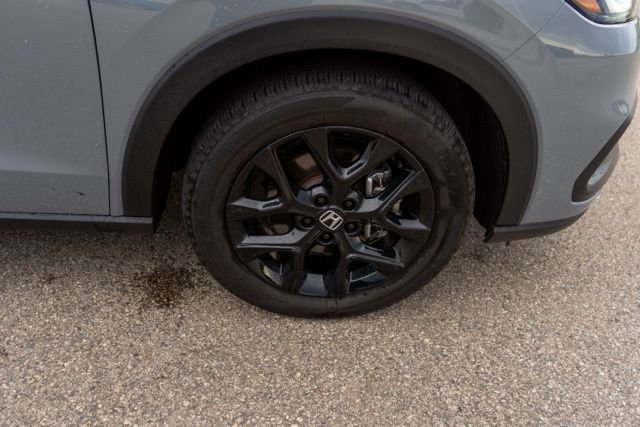 Used 2025 Honda HR-V Sport image 9