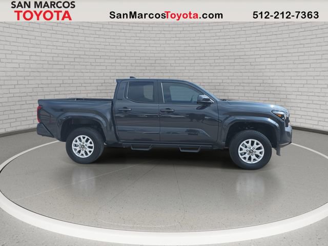 Used 2025 Toyota Tacoma SR5 image 4