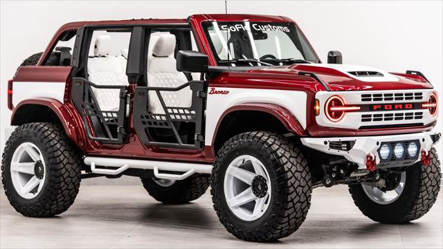 Used 2025 Ford Bronco Heritage Edition AWD/4WD image 13