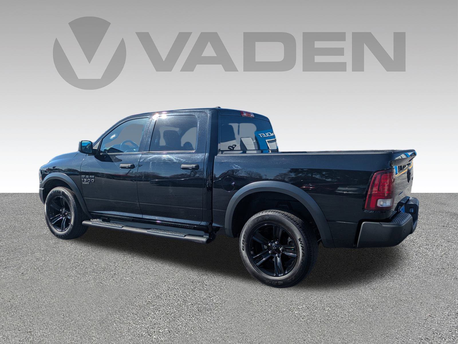 Used 2023 RAM 1500 Classic Warlock image 25