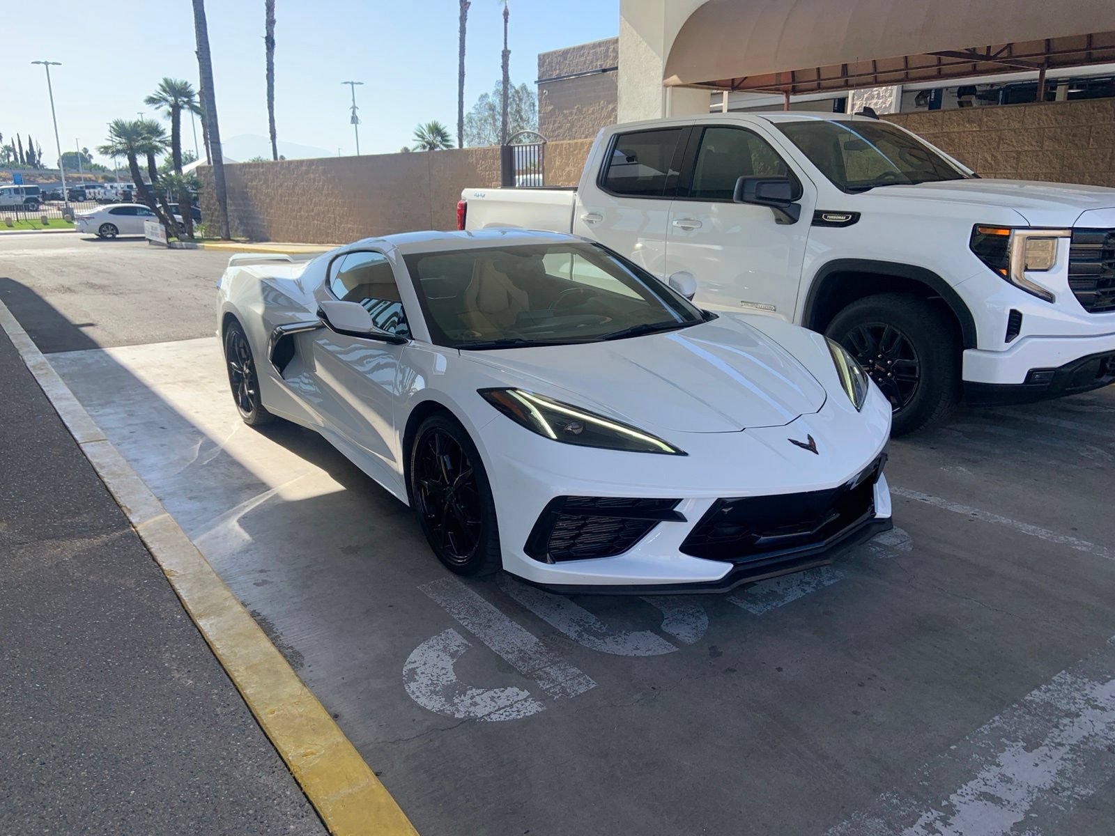Used 2021 Chevrolet Corvette Stingray Preferred Cpe w/ Z51 Performance Package RWD image 3