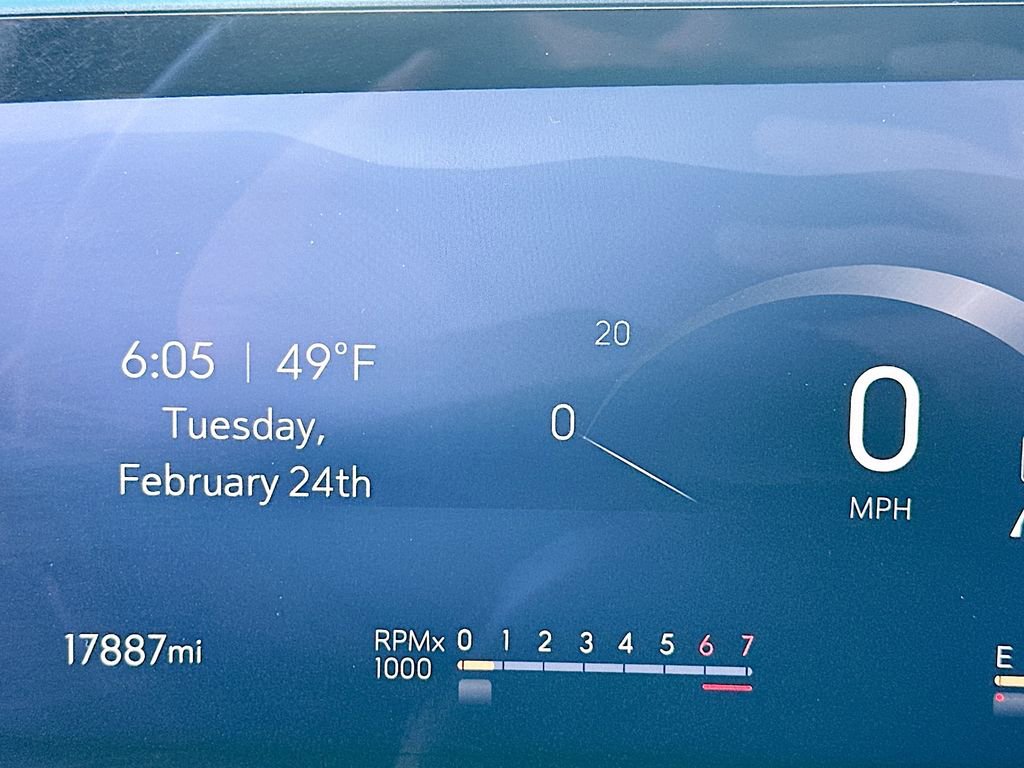 Used 2025 Buick Envision Preferred image 13