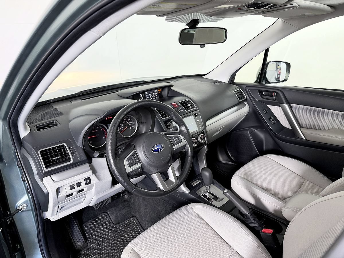 Used 2018 Subaru Forester 2.5i Premium AWD/4WD image 31