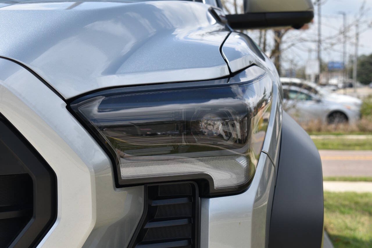 Used 2024 Toyota Tacoma 4x4 Double Cab Hybrid image 86