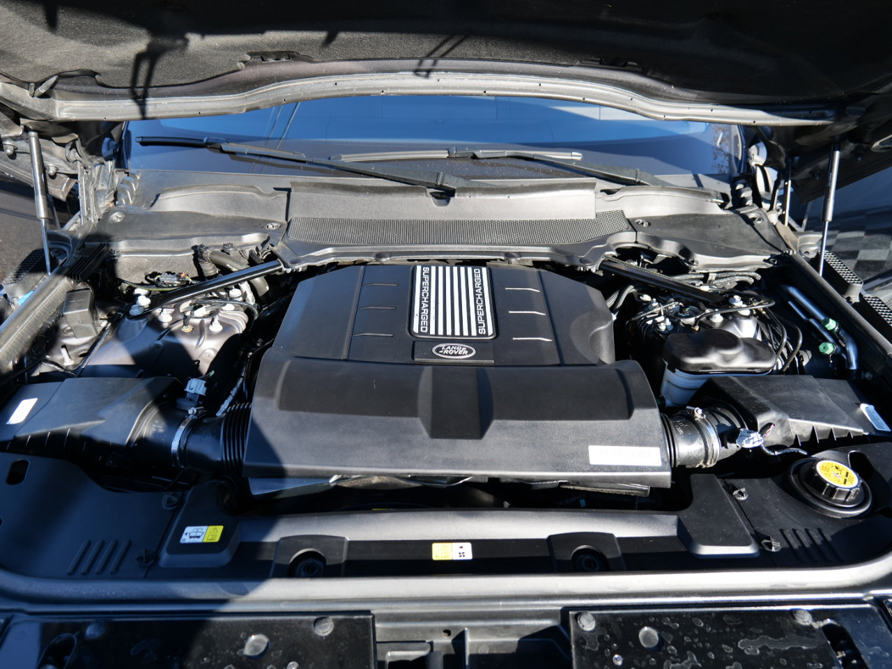 Used 2022 Land Rover Range Rover P525 Westminster Edition image 51