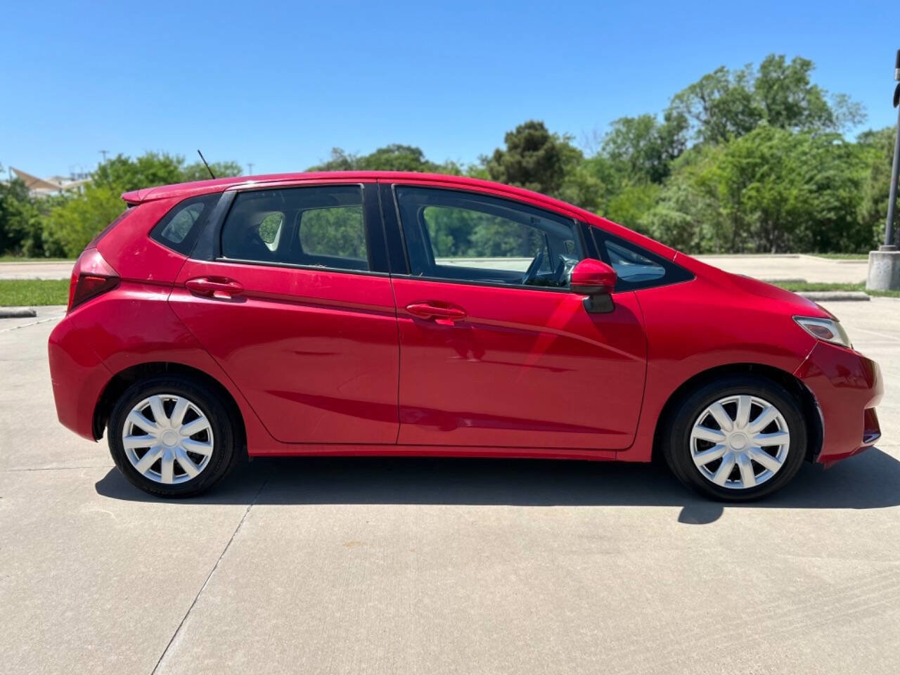 Used 2016 Honda Fit LX image 4