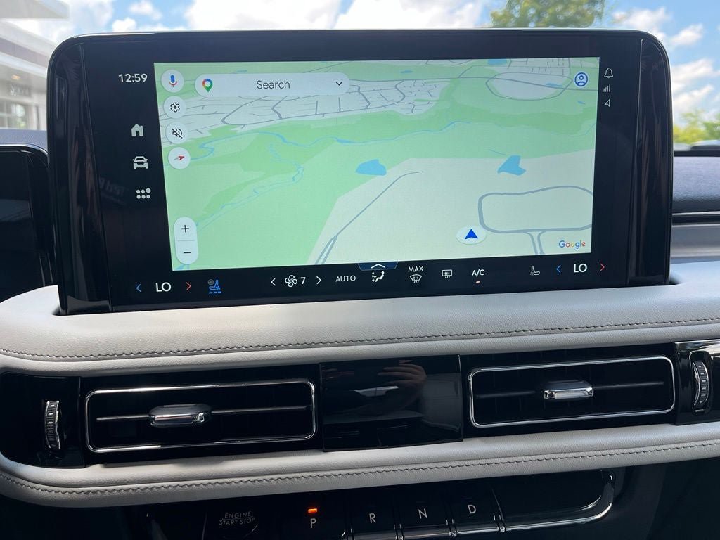 Used 2026 Lincoln Aviator AWD image 32
